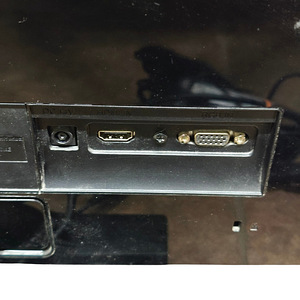 Монитор Samsung S27E330H + провода (4 фото из 5)
