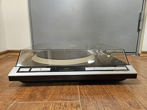 Denon DP-51F Quartz Fully-Automatic Direct-Drive Turntable (3 foto / 7)