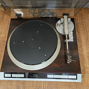 Denon DP-51F Quartz Fully-Automatic Direct-Drive Turntable
