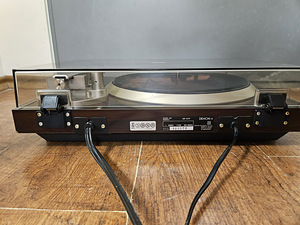 Denon DP-51F Quartz Fully-Automatic Direct-Drive Turntable (5 foto / 7)