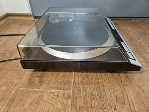 Denon DP-51F Quartz Fully-Automatic Direct-Drive Turntable (6 foto / 7)