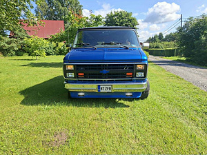 Chevy Van G30 Sportvan (2 foto / 10)