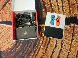 Nintendo Switch Oled 64 ГБ (2 фото из 2)