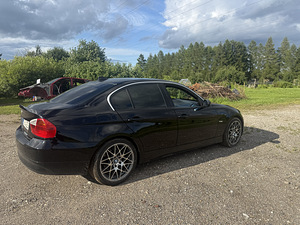 BMW e90 регистрация оплачена (5 фото из 7)