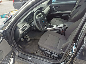 BMW e90 регистрация оплачена (7 фото из 7)