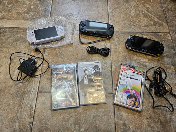 Sony Playstation Portable Slim PSP 2000 PSP 1000 E Street