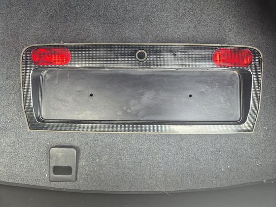 Продам панель задних фонарей / hekblende для Audi A6 C5, в хорошем сос