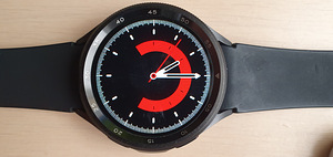 Умные часы Samsung (4 фото из 8)