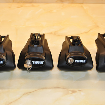 Опоры для багажника на крышу Thule Rapid System 757 (для рейлингов)