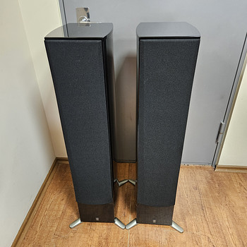Акустическая система Yamaha NS-555, 3-полосная