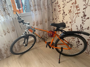 Продам горный велосипед (3 фото из 5)