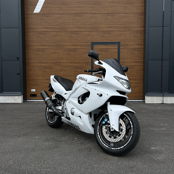 Yamaha YZF 600r 2001a Thundercat