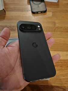 Google Pixel 10 Pro 256GB с гарантией (3 фото из 6)