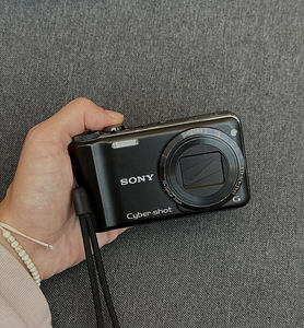 Японская Sony Cyber-shot DSC-HX5V (2 фото из 9)