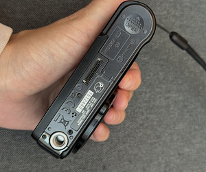 Японская Sony Cyber-shot DSC-HX5V (7 фото из 9)