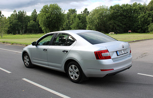 Skoda Octavia 1,2 77 кВт 2013 (5 фото из 10)