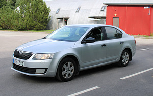 Skoda Octavia 1,2 77 кВт 2013 (6 фото из 10)