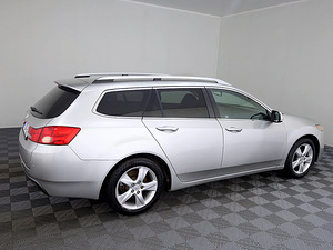 Honda Accord Luxury ATM 2.2 i-ctdi 110kW (3 foto / 7)