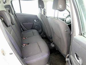 Renault Clio Elegance ATM 1.1 58kW (7 фото из 7)