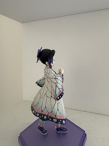 Anime figuur Shinobust sarjast Kimonot lõikav deemon (5 foto / 5)