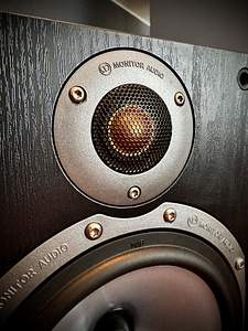 Monitor Audio Bronze BR2 riiulikõlarid (4 foto / 6)