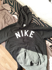 Толстовка Nike (1 фото из 1)