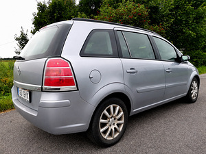 Opel Zafira 1.9 CDTi 110kW, 7kohta (3 foto / 7)