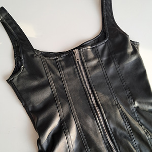 Платье Bershka S (2 фото из 3)