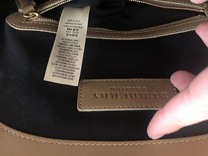 Оригинальная сумка Burberry (6 фото из 7)