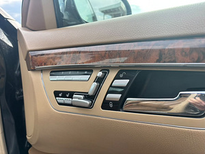 Mercedes Benz S320 (5 фото из 8)