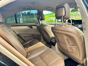 Mercedes Benz S320 (6 фото из 8)