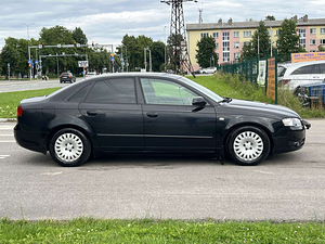 AUDI A4 (5 фото из 11)