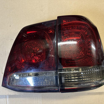 TOYOTA LAND CRUISER 200 - 8155160820 / 8158160180