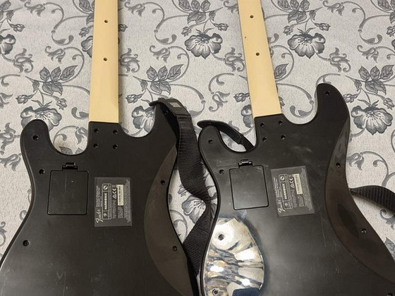 Microsoft Xbox One Rock Band 4 Fender беспроводная гитара
