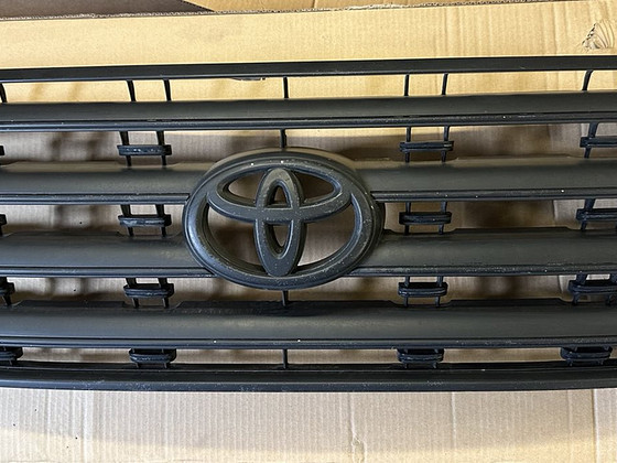 TOYOTA LAND CRUISER 200 - 5310160590