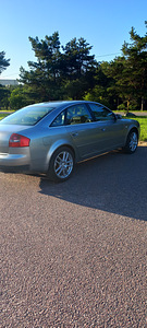 Audi A6 C5 (2 фото из 15)