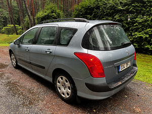 Peugeot 308 2011 Без ржавчины! (3 фото из 11)