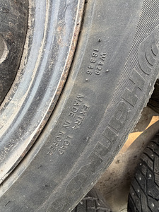 Hankook Winter iPike RS2 naastrehvid plekkvelgedel / talverehvid (2 foto / 9)