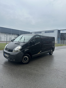 Nissan primastar (6 фото из 9)