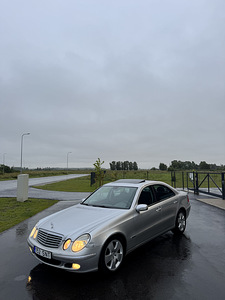 MERCEDES-BENZ E 270 CDI (2 фото из 15)