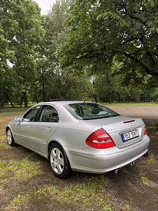 MERCEDES-BENZ E 270 CDI (12 фото из 15)