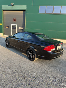 Volvo C70 Cabriolet — комфорт и стиль в отличном состоянии (2 фото из 6)