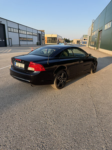Volvo C70 Cabriolet — комфорт и стиль в отличном состоянии (3 фото из 6)