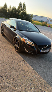 Volvo C70 Cabriolet — комфорт и стиль в отличном состоянии (4 фото из 6)
