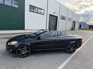 Volvo C70 Cabriolet — комфорт и стиль в отличном состоянии (2 фото из 11)