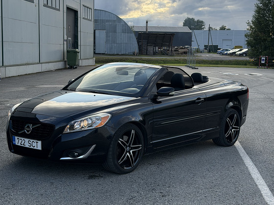 Volvo C70 kabriolett — mugavus ja stiil suurepärases seisuko