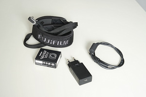 Fujifilm XT4 / X-T4 (3 фото из 3)