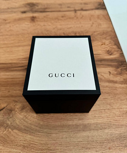 GUCCI G-TIMELESS QUARTZ MULTICOLORED 38MM Limited часы (2 фото из 5)
