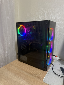 Игровой компьютер (3 фото из 6)