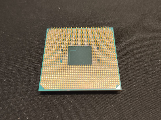 AMD Ryzen 3 3200G | 4 tuuma | Suurepärane seisukord